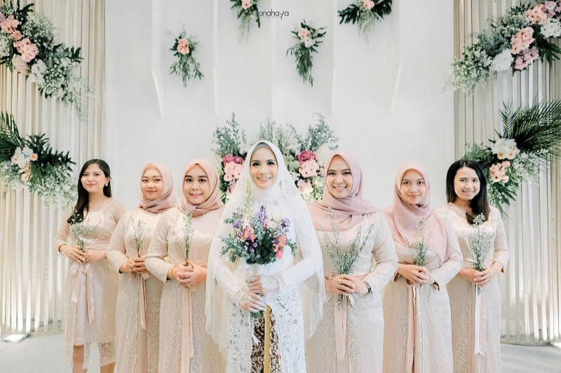 Courtesy Wedding Narikaryn Ryanrevedi Narikaryn Ryanrevedi Bull 