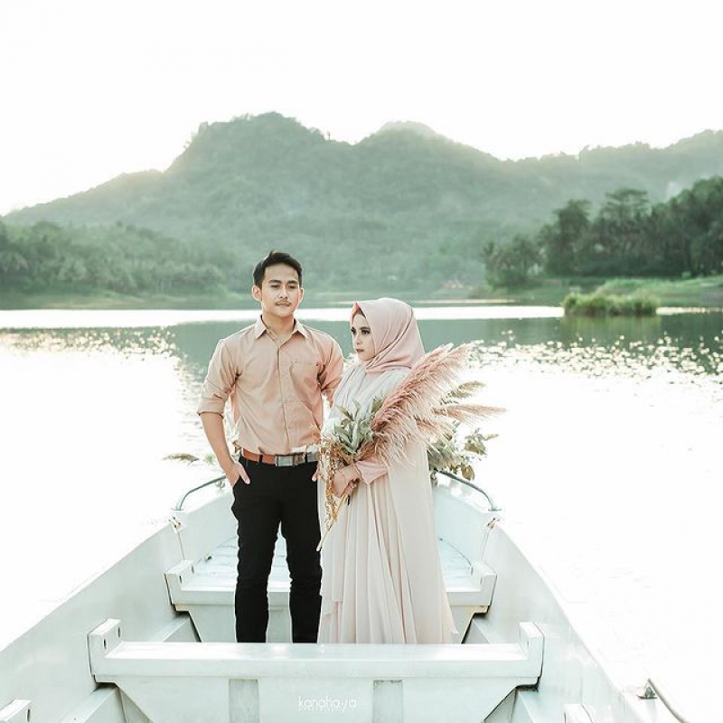 Courtesy Prewedding @luxsitanenda @yericogazha    