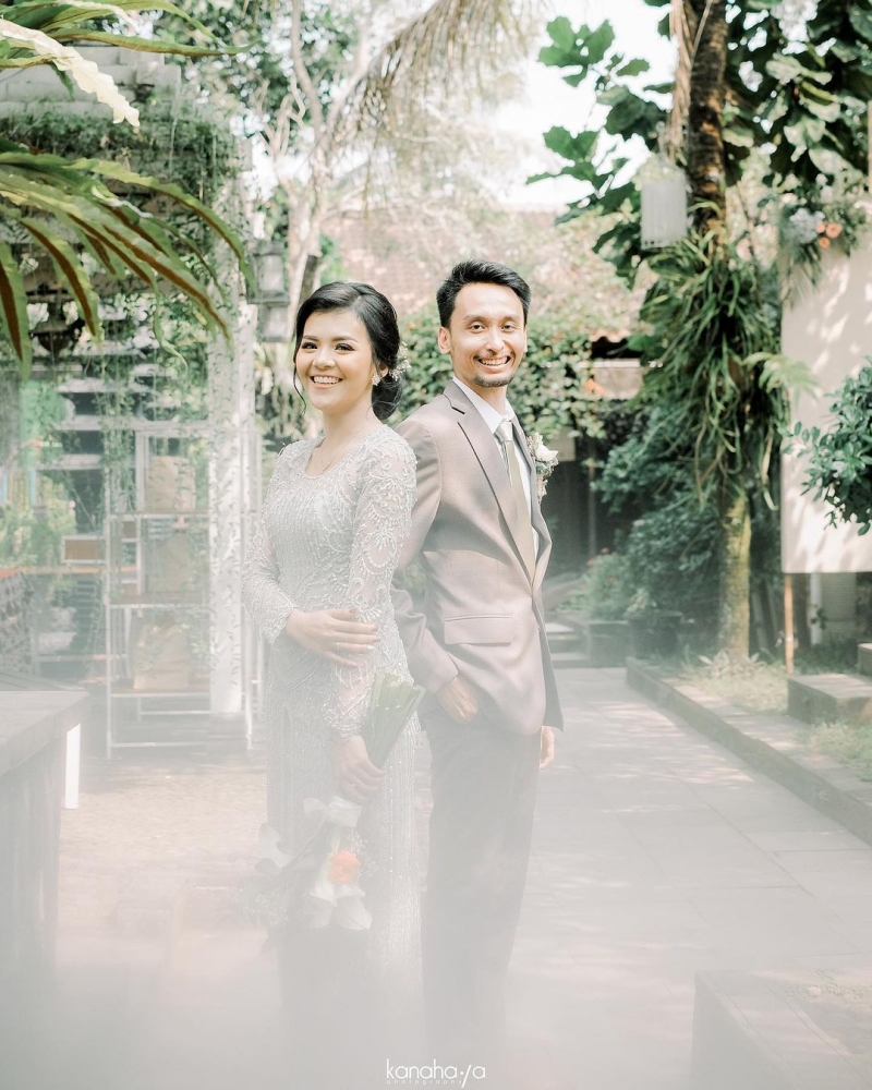 Courtesy Wedding Shasha & Risal
@enishaputri @risalandika 
â€¢
â€¢
â€¢
â€¢
â€¢
@kanahayaphotography 